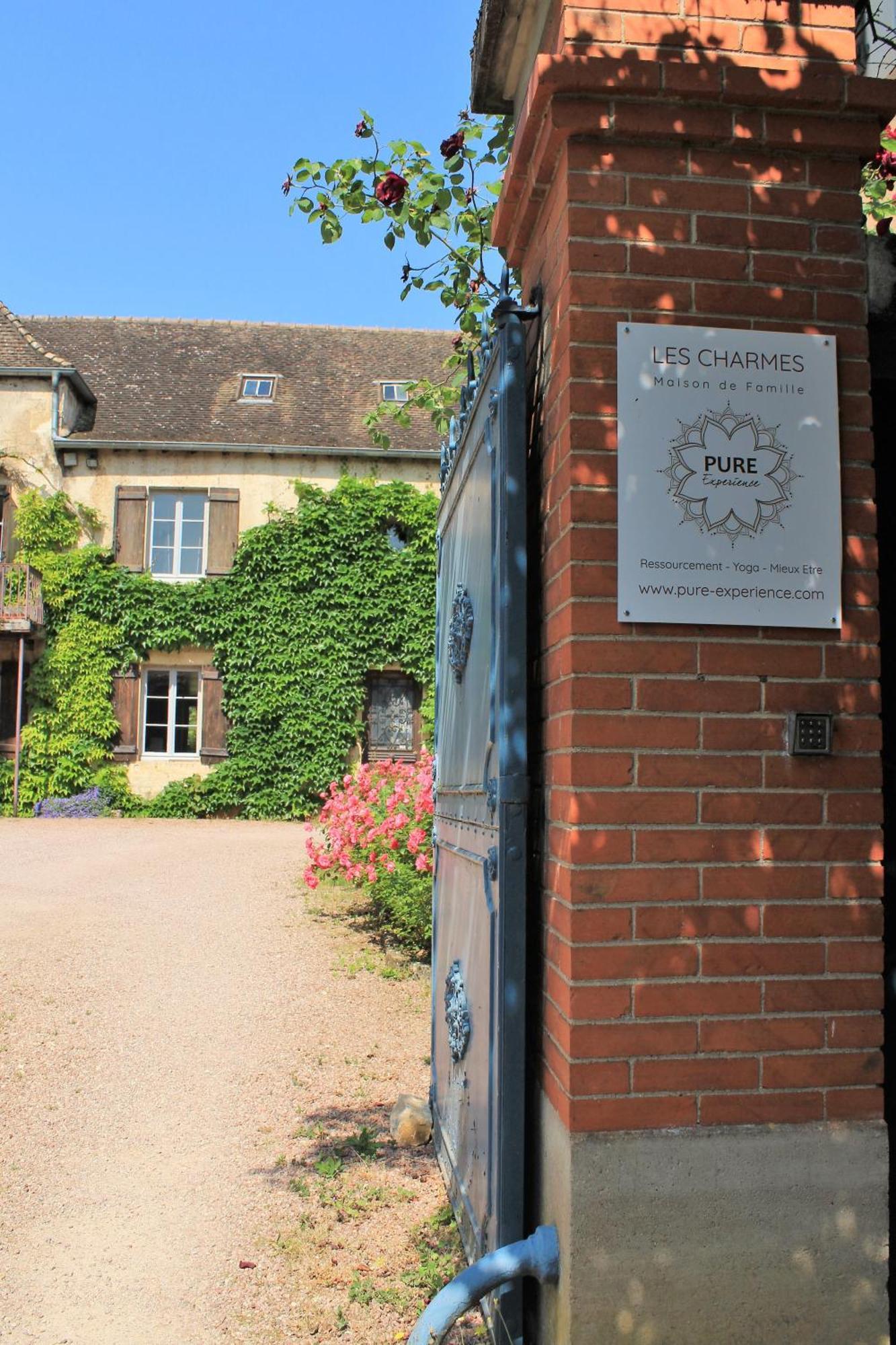 Hotel Les Charmes Jugy Exterior foto